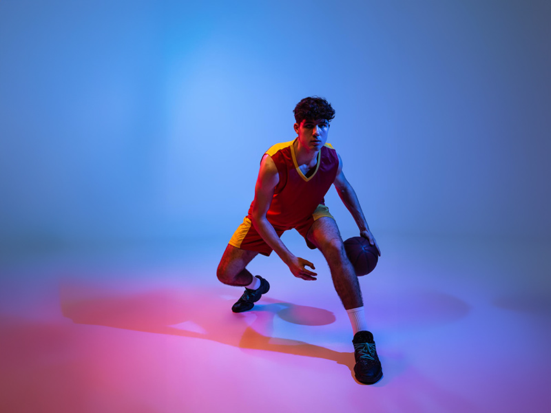 广东力克深圳奎因30+6+9焦泊乔6中6贺希宁24+5